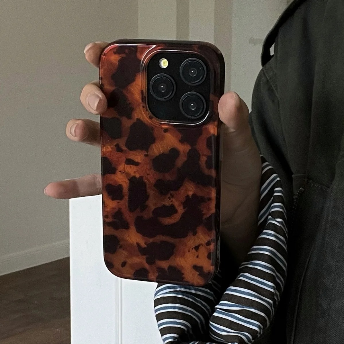 Retro Amber Dokulu Lazer Telef - Phone Cases Protective incelemesi ve fiyatı